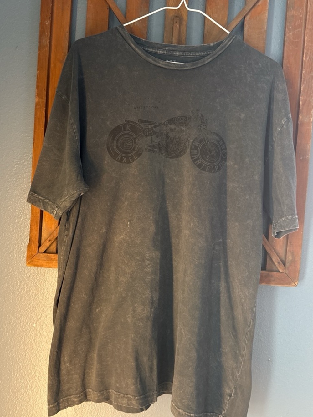 Men's Washed Black Short-Sleeve Graphic Tee
